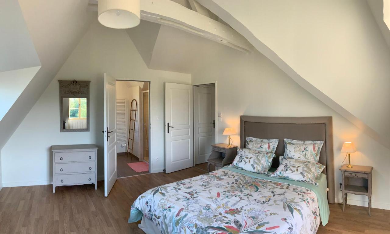 Le Plessis Aux Oiseaux Hotel Saint-Fort Екстериор снимка